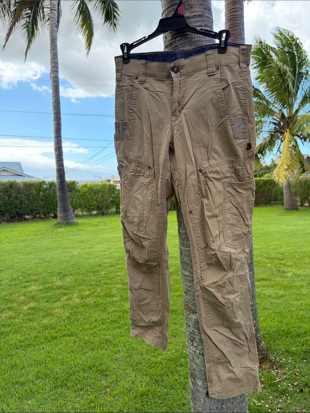 Dovetail Light Khaki Women's Ripstop Britt cargo pants
